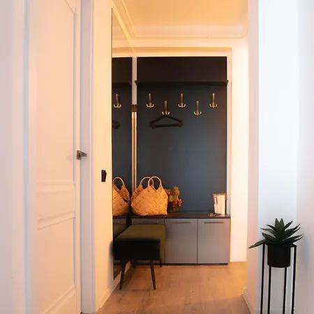 Oltenia George Enescu Apartment Craiova